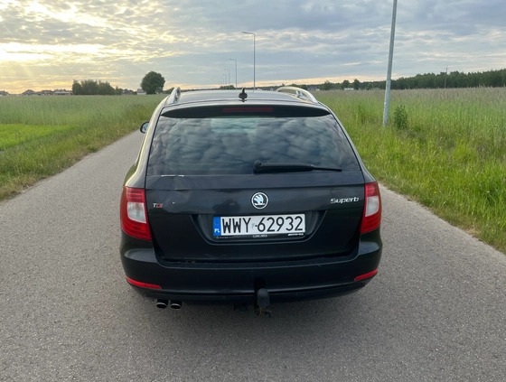 Skoda Superb cena 16000 przebieg: 546000, rok produkcji 2010 z Wyszków małe 137